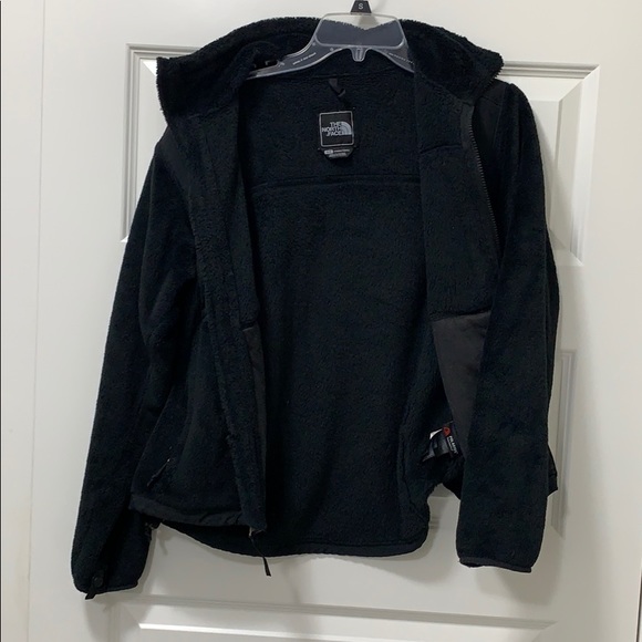 Women’s North Face Denali Jacket - Picture 4 of 7